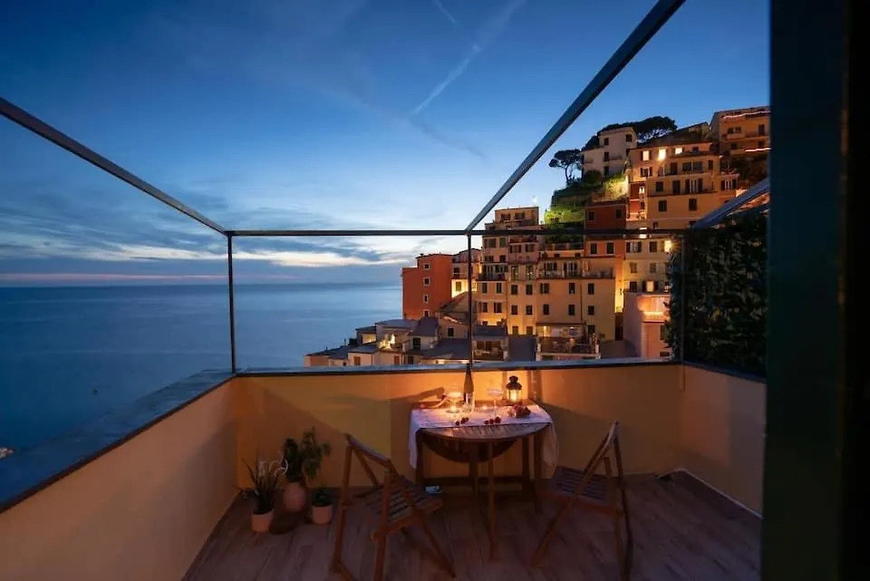 Lucy Solutions Hotel Riomaggiore